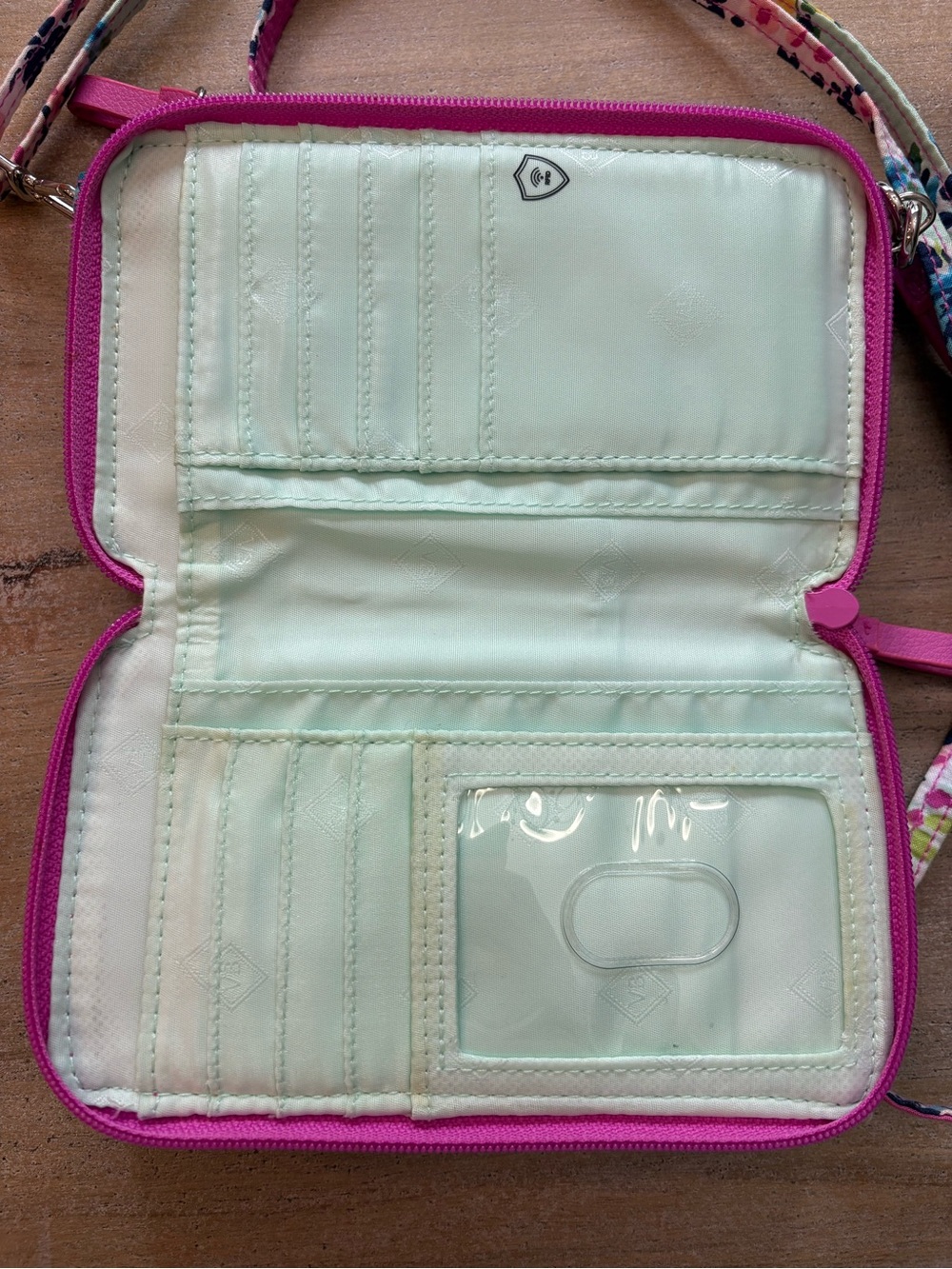 Vera Bradley Trellis Patchwork RFID All-In-One Crossbody Bag - Picture 4 of 7